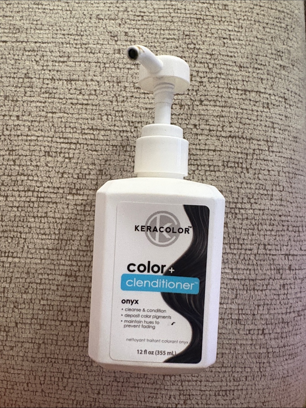 Color+ Clenditioner Onyx - White Bottle